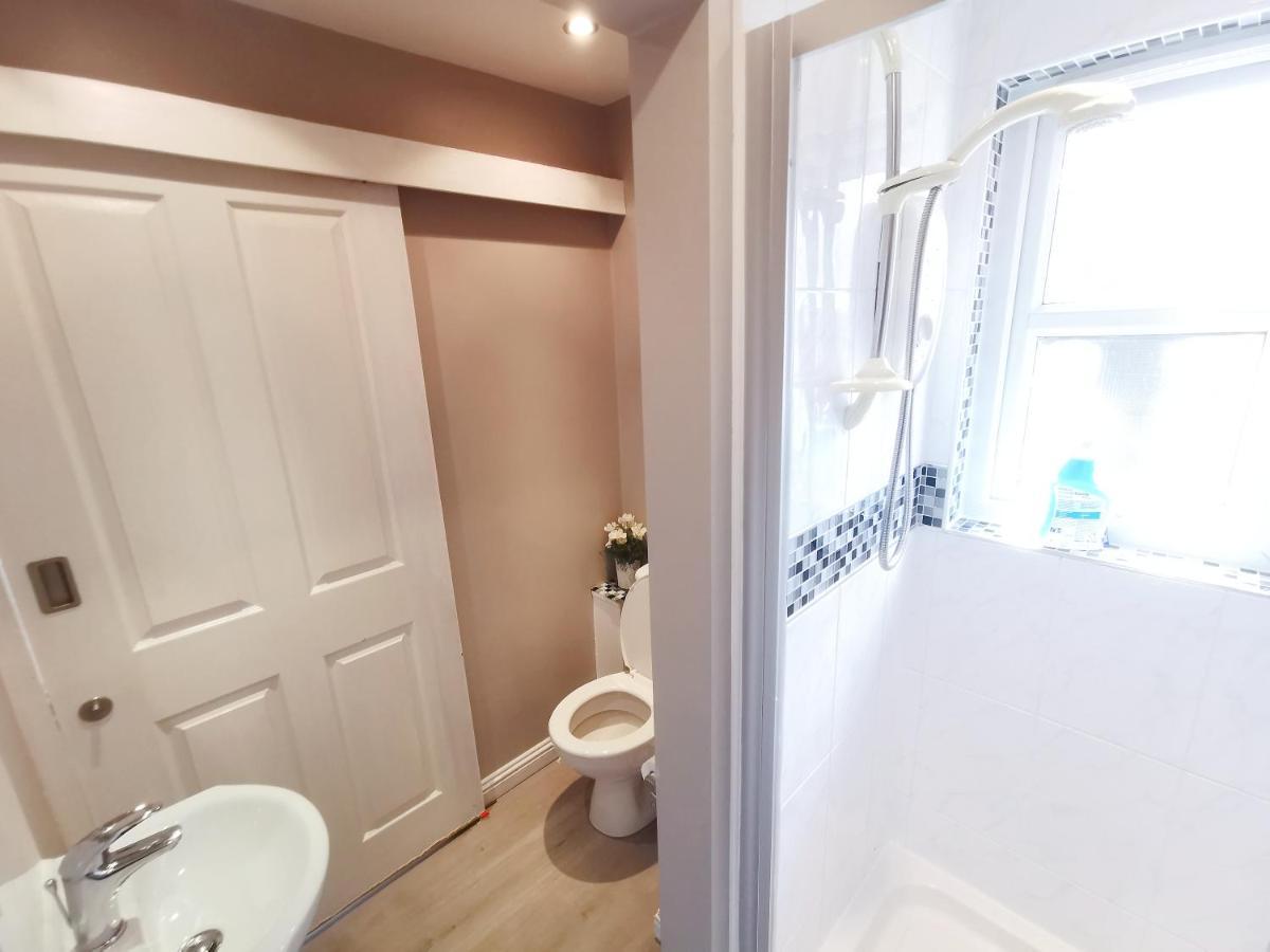 Modern And Spacious Double&King Bedrooms Both With Private Bathrooms Edinburgh Exteriér fotografie