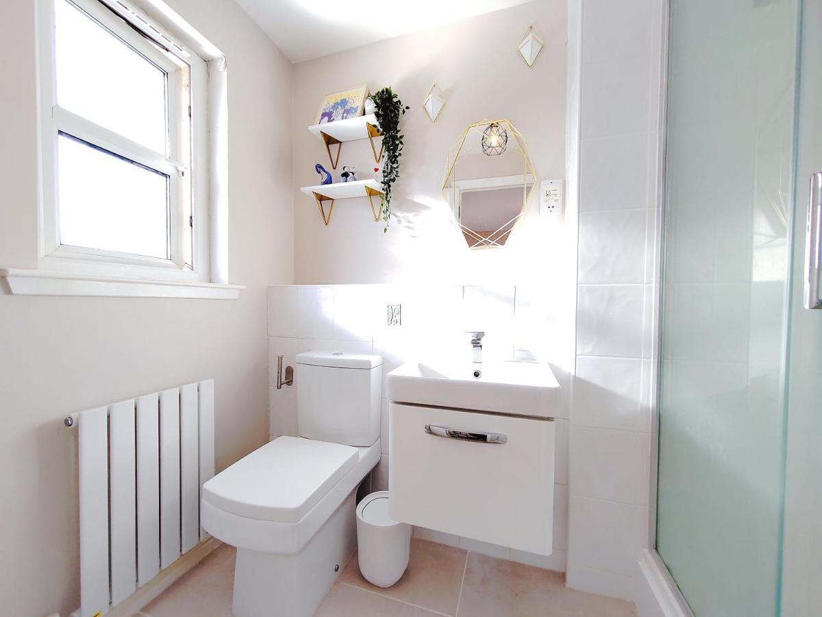 Modern And Spacious Double&King Bedrooms Both With Private Bathrooms Edinburgh Exteriér fotografie