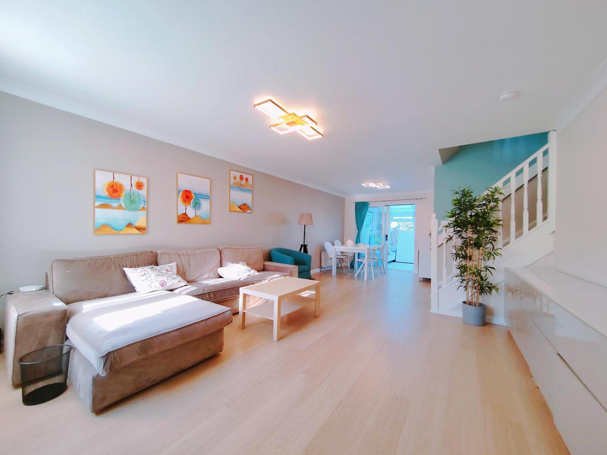 Modern And Spacious Double&King Bedrooms Both With Private Bathrooms Edinburgh Exteriér fotografie
